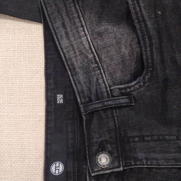 Jordan Craig Distressed Straight Jeans. Size 36X32 - Picture 3 of 8